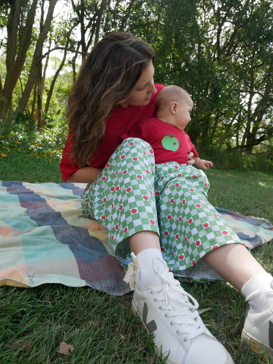 'Apple of My Eye' Grown Set