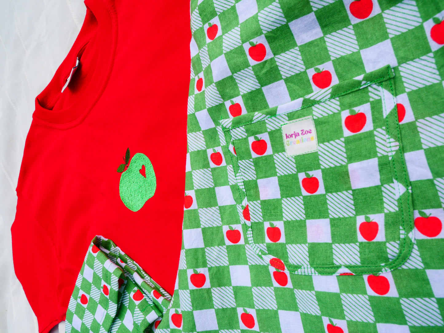 'Apple of My Eye' Grown Set