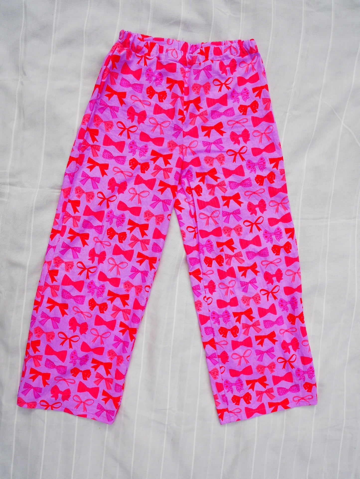 'The Perfect Gift' Grown Pants